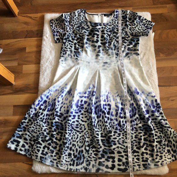 Eloquii animal print dress short sleeve - Picture 7 of 8